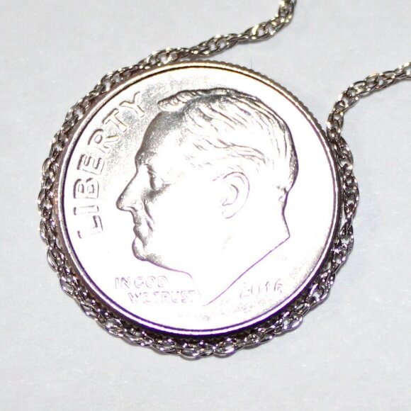 Sterling Silver Amber Heart Necklace - Picture 5 of 7